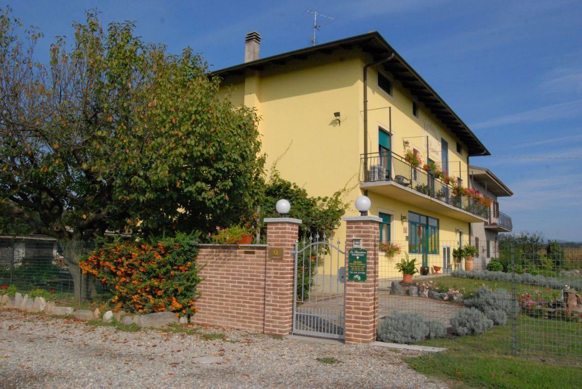 Agriturismo La Biandrina Carpignano Sesia Bagian luar foto